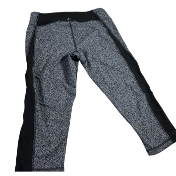 Zobha Womens L Black & White Patterned Crop Leggings - Picture 6 of 10